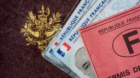 Informations personnelles volées, appel à la vigilance... Ce que l'on sait de la fuite de données de l'ANTS, l'agence chargée des demandes de titres d'identité
