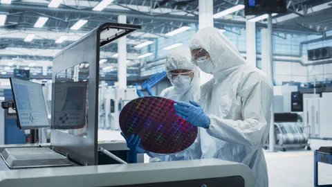 Substrates claims about revolutionary asml beating chipmaking technology scrutinized analyst likens the venture to a fraud report pokes holes in the startups technology messaging and leaders
