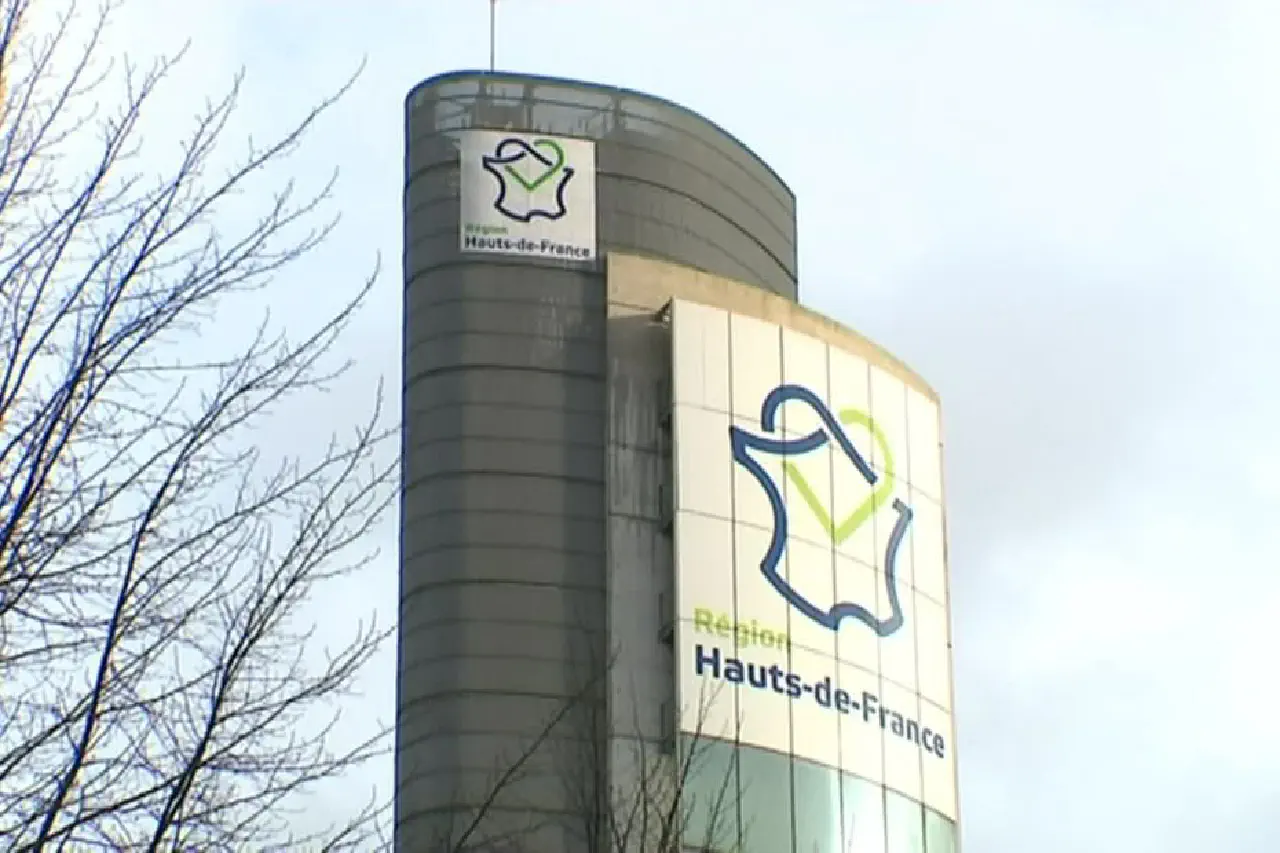 La région Hauts-de-France victime d'une cyberattaque : "des noms, prénoms, adresses électroniques et potentiellement des RIB" parmi les données volées